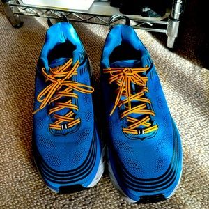 Hoka Bondi 6 men’s 12 HARD TO FIND SIZE!!!!